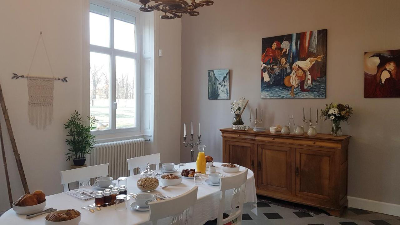 مبيت وإفطار Ouches Domaine Berenguer المظهر الخارجي الصورة